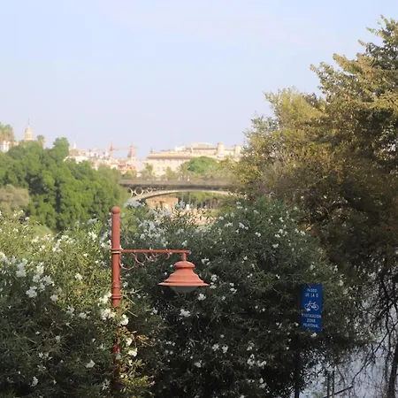 Duplex Triana Rio Sevilla